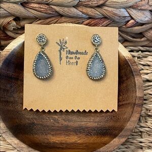 Druzy Quartz Tear Drop Earings